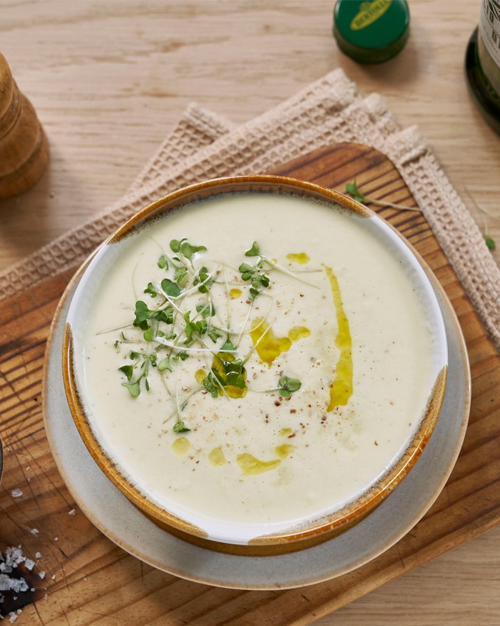 Cream of White Asparagus Soup | Bertolli Olive Oil