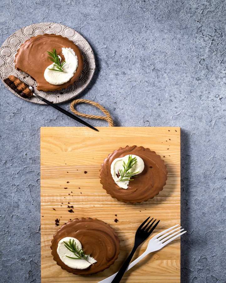 Rosemary Chocolate Cheesecake | Bertolli Olive Oil