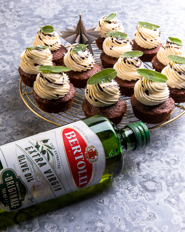 Vegan Chocolate Christmas Pudding Cupcakes