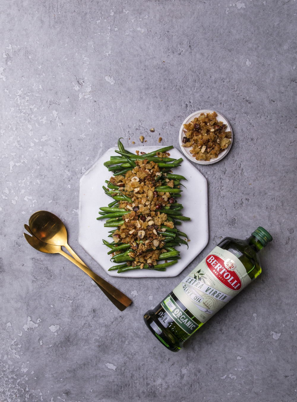 Green Beans with Hazelnut Pangrattato | Bertolli Olive Oil